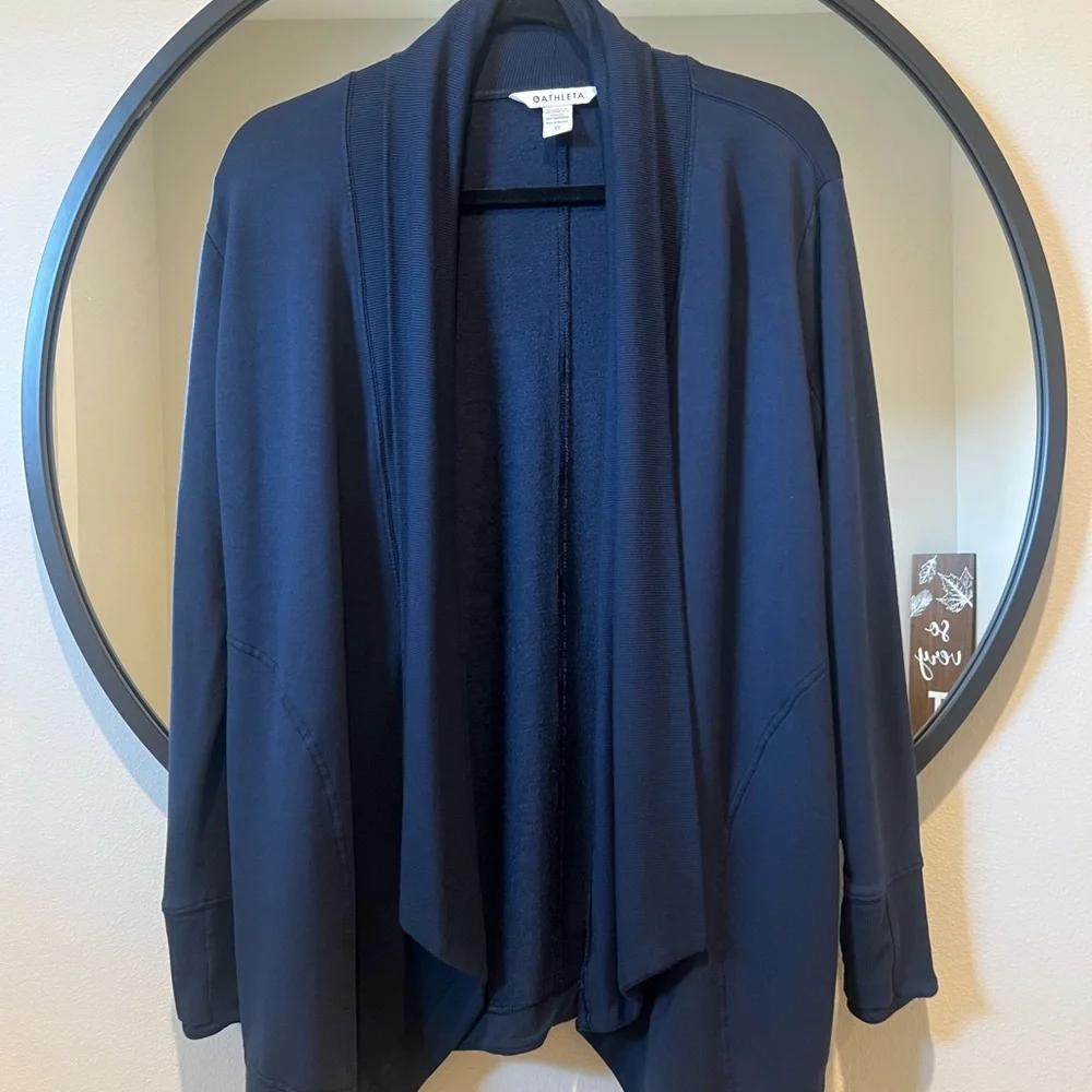 Athleta Navy Restore Wrap. Navy. - Picture 5 of 5